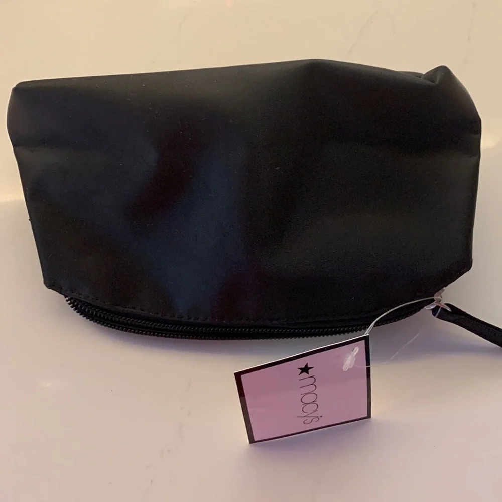 Macys nwt zip